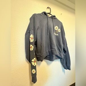 RVCA HOODIE